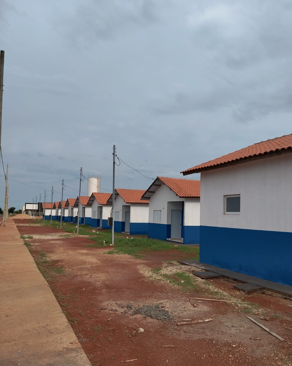 Morador sul-ouro-branquense pede explicações ao Ministério Público sobre a não entrega das casas da COHAB